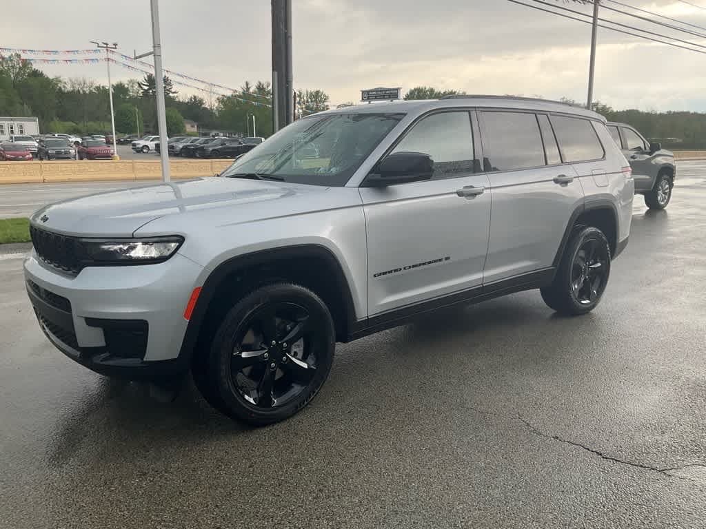 New 2025 Jeep Grand Cherokee L L ALTITUDE 4X4 Sport Utility