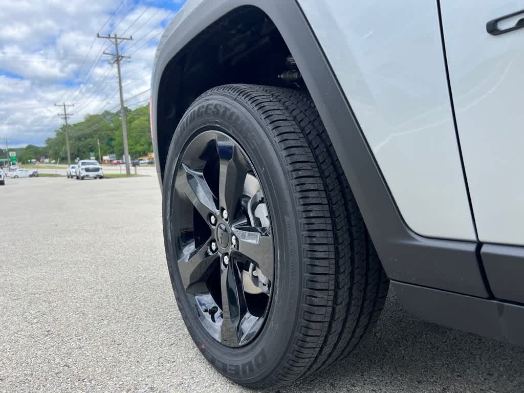 2025 Jeep Grand Cherokee Altitude - Photo 19