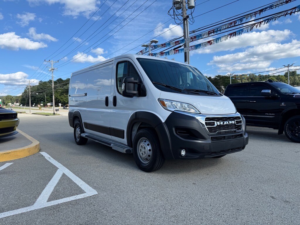 2023 Ram ProMaster 2500 photo 3