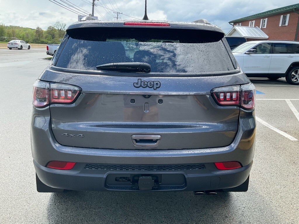 2021 Jeep Compass Altitude photo 4
