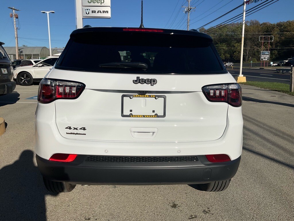 2026 Jeep Compass Limited Altitude photo 4