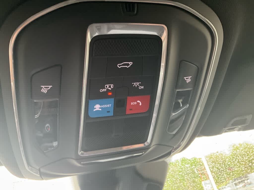 2025 Jeep Grand Cherokee L Altitude - Photo 14