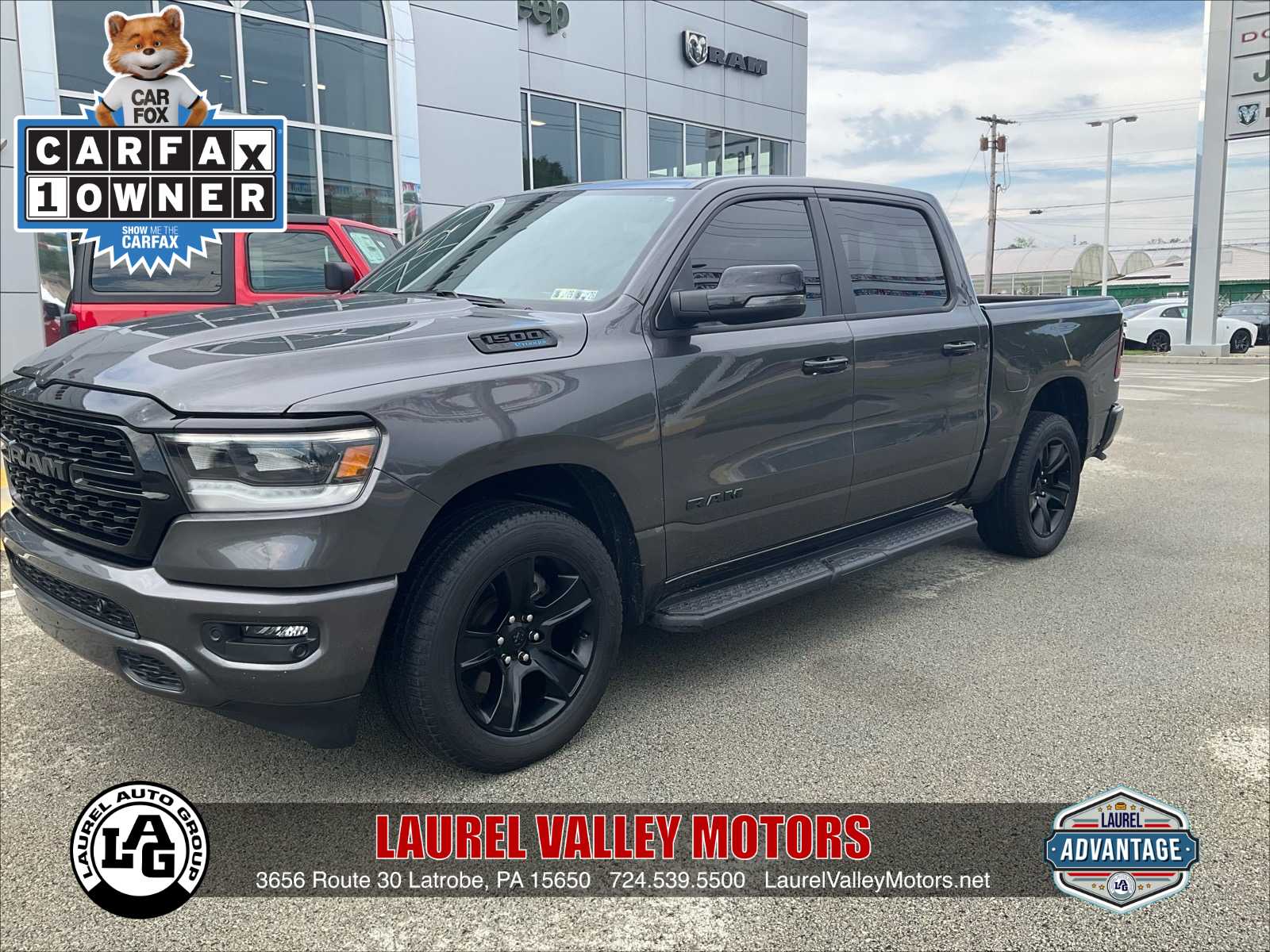 2023 RAM 1500 Big Horn/Lone Star 4x4 Crew Cab 5'7's photo