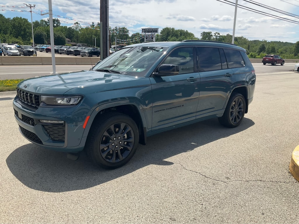 New 2026 Jeep Grand Cherokee L L LIMITED RESERVE 4X4 Sport Utility