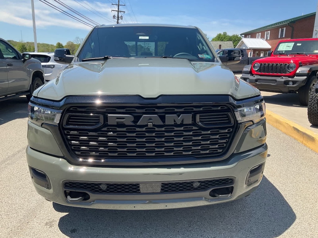 New 2026 Ram 1500 BIG HORN CREW CAB 4X4 5'7 BOX Pickup