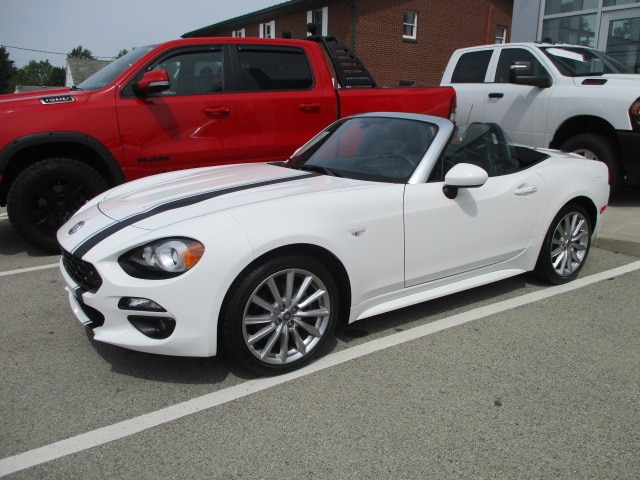 Used 2017 FIAT 124 Spider Lusso with VIN JC1NFAEK5H0118283 for sale in Latrobe, PA