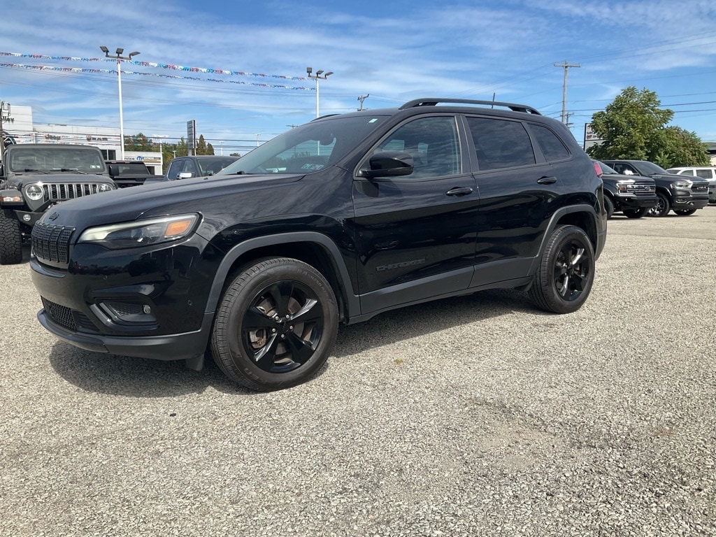 2023 Jeep Cherokee Altitude Lux