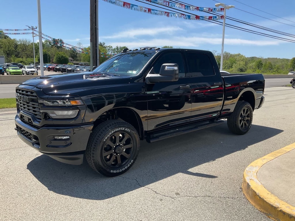 New 2026 Ram 2500 BLACK EXPRESS CREW CAB 4X4 6'4 BOX Pickup
