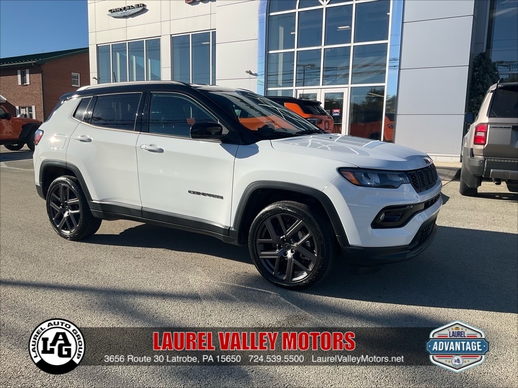 New 2026 Jeep Compass LIMITED ALTITUDE 4X4 Sport Utility