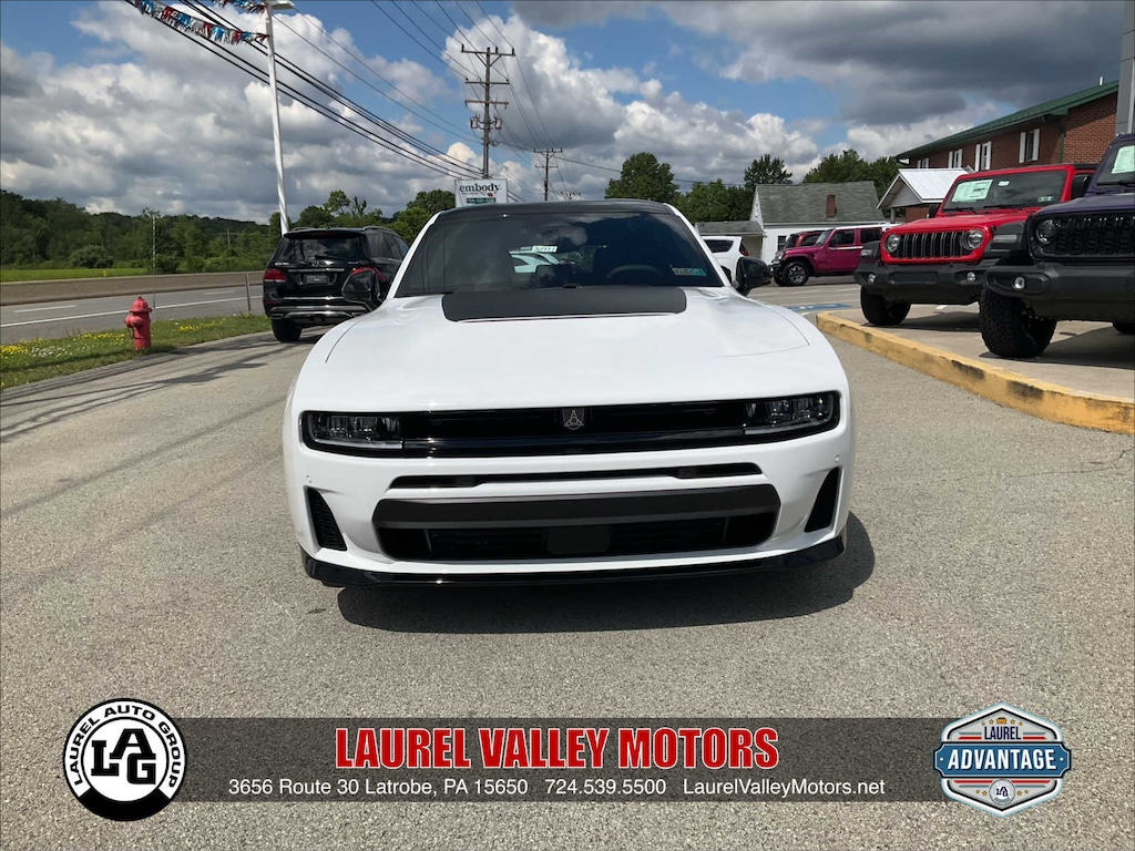 New 2026 Dodge Charger R/T 4-DOOR AWD Sedan