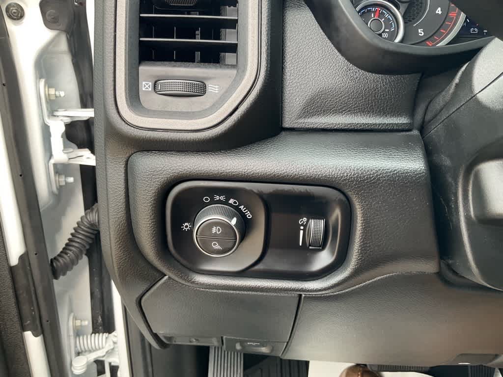 2025 RAM 2500 Tradesman - Photo 17