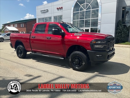 2025 Ram 2500 TRADESMAN CREW CAB 4X4 6'4 BOX Pickup