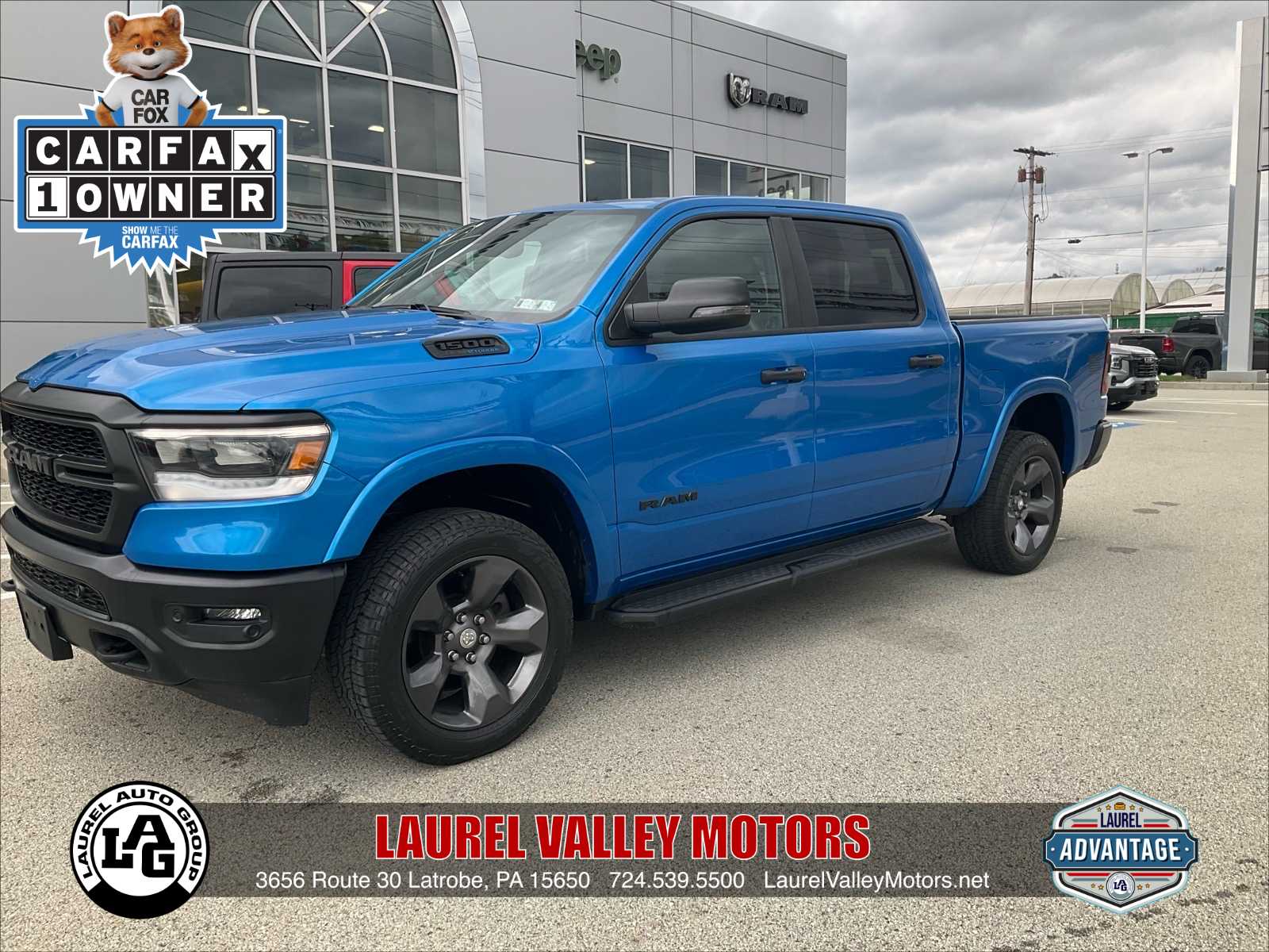 2023 RAM 1500 Big Horn/Lone Star 4x4 Crew Cab 5'7's photo