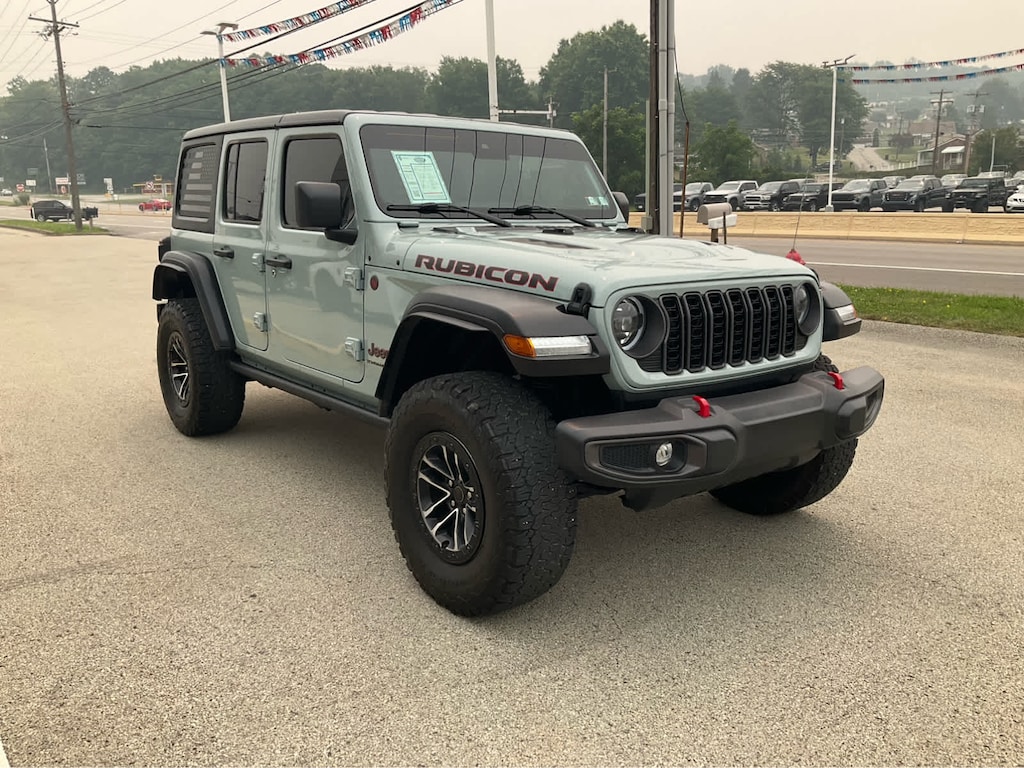 Used 2024 Jeep Wrangler Rubicon 4x4