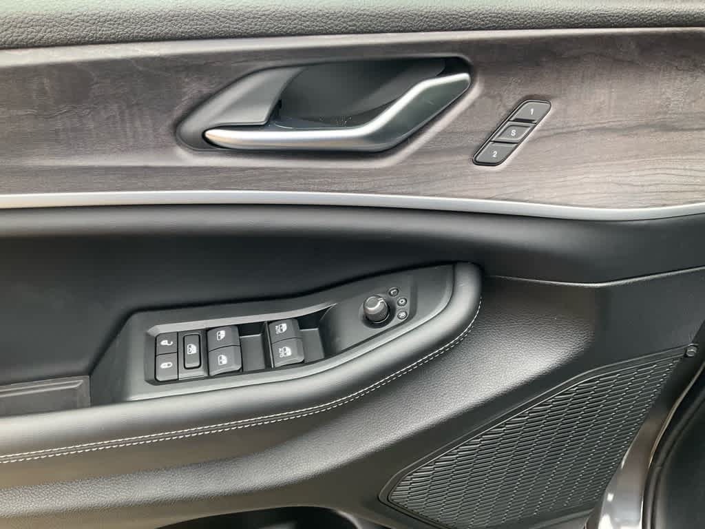 2025 Jeep Grand Cherokee Limited - Photo 16