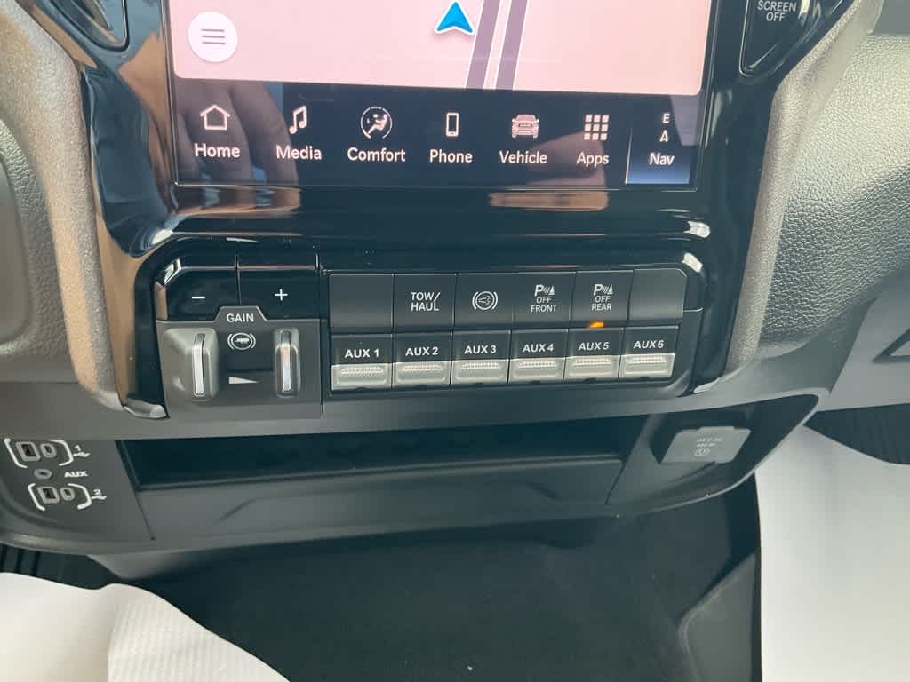 2026 RAM 3500 Tradesman - Photo 12