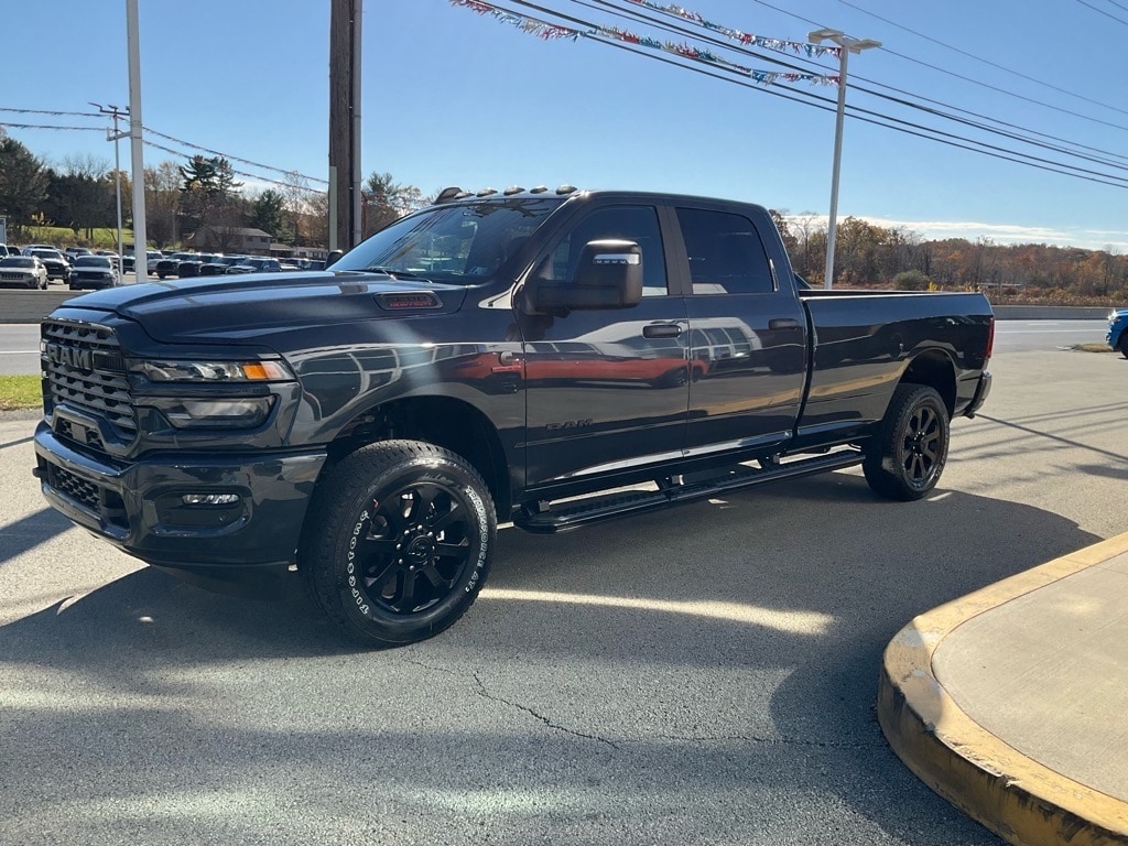 New 2026 Ram 2500 BIG HORN CREW CAB 4X4 8' BOX Pickup