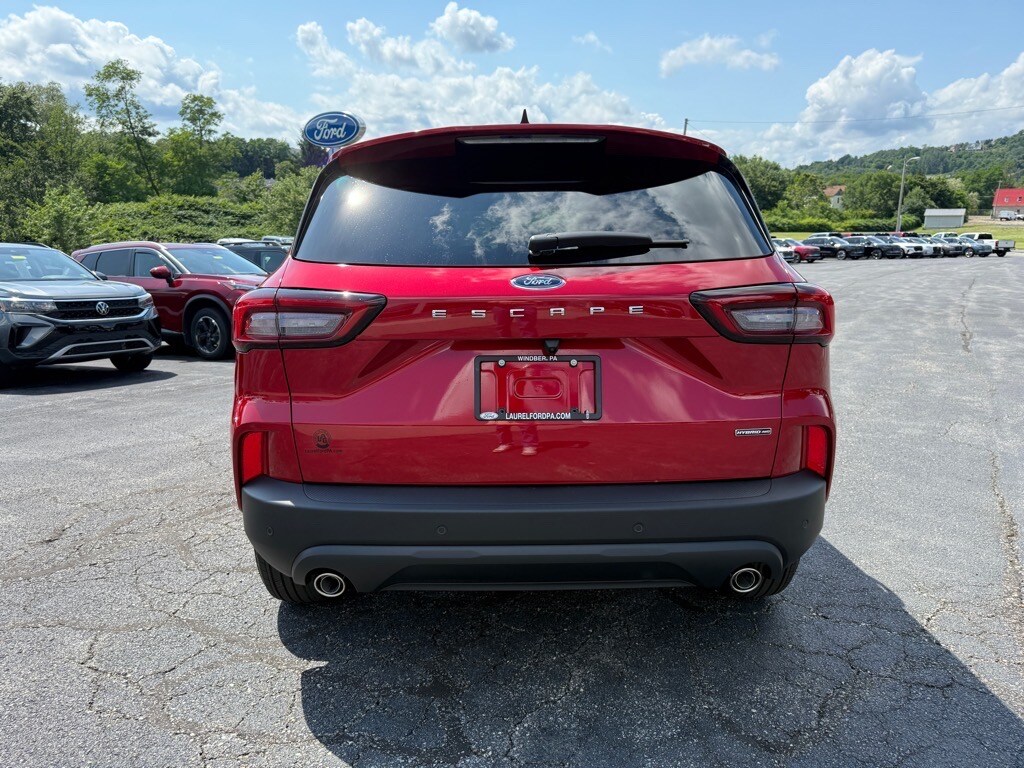 2025 Ford Escape ST-Line Select photo 2