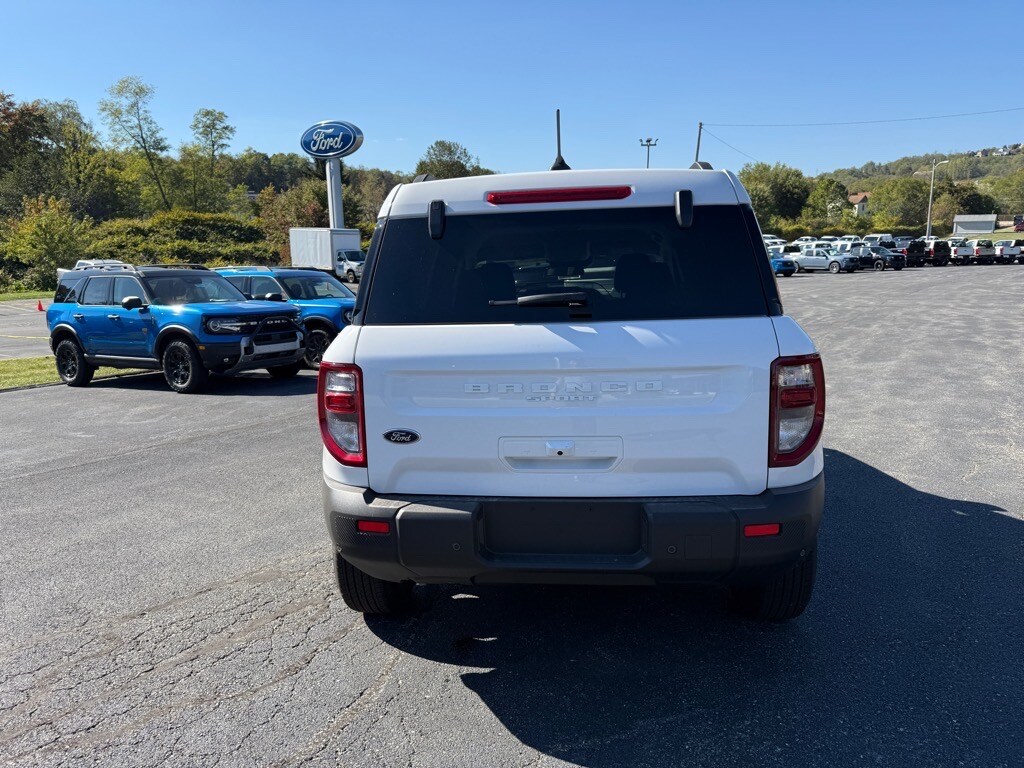 2025 Ford Bronco Sport Big Bend photo 2