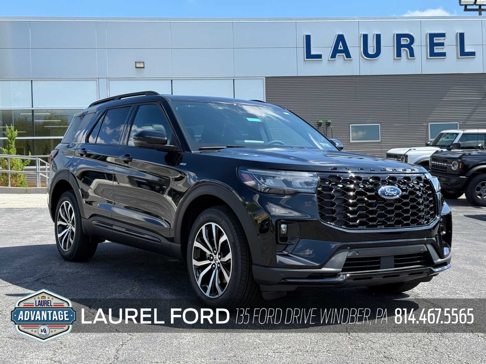 2026 Ford Explorer ST-LINE 4WD's photo