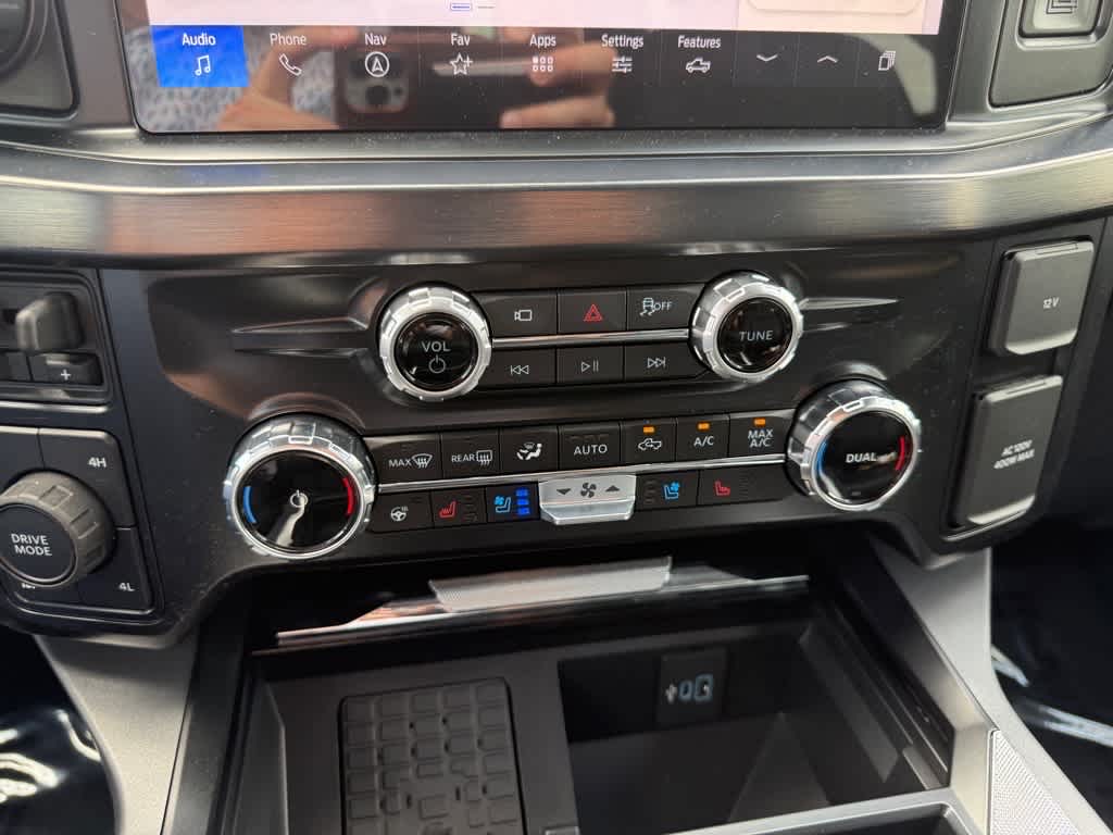 2025 Ford F-350 Super Duty Lariat - Photo 18