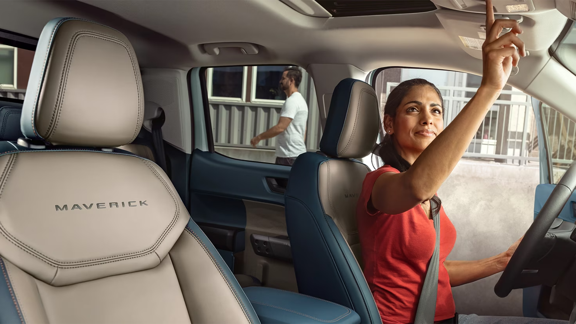 With the largest standard center screen in its class* and wireless smartphone compatibility, the 2025 Maverick keeps connection within easy reach.