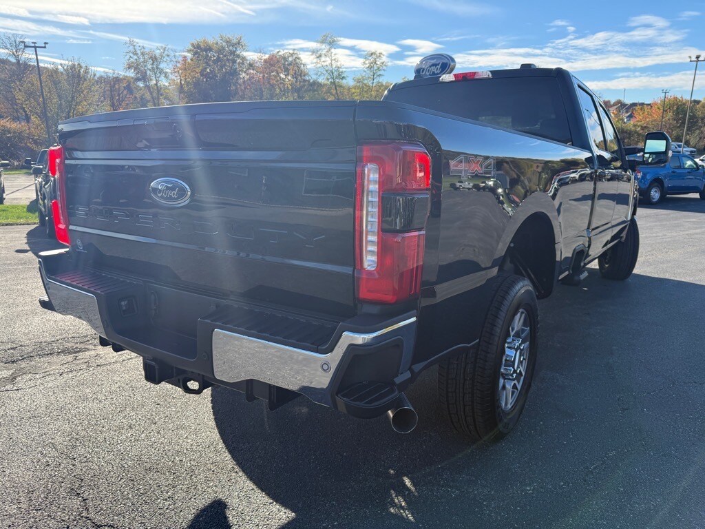 2026 Ford F-250 photo 2