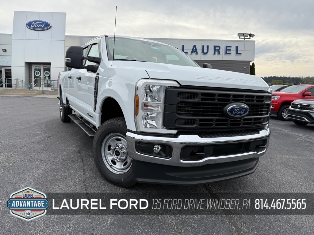 2026 Ford F-350 Super Duty XL's photo