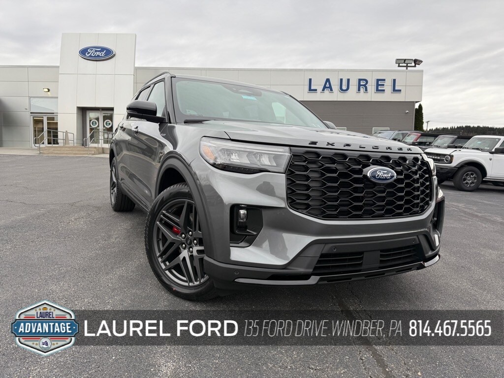 2026 Ford Explorer ST-LINE's photo