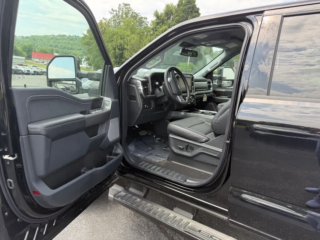2025 Ford F-350 Super Duty Lariat - Photo 12