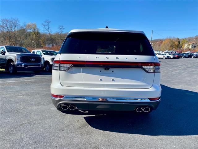 2025 Lincoln Aviator Reserve photo 3