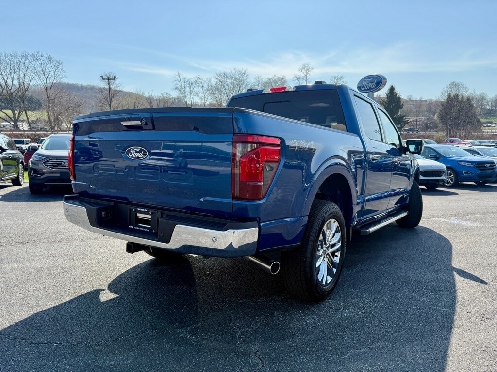 2024 Ford F-150 XLT photo 2