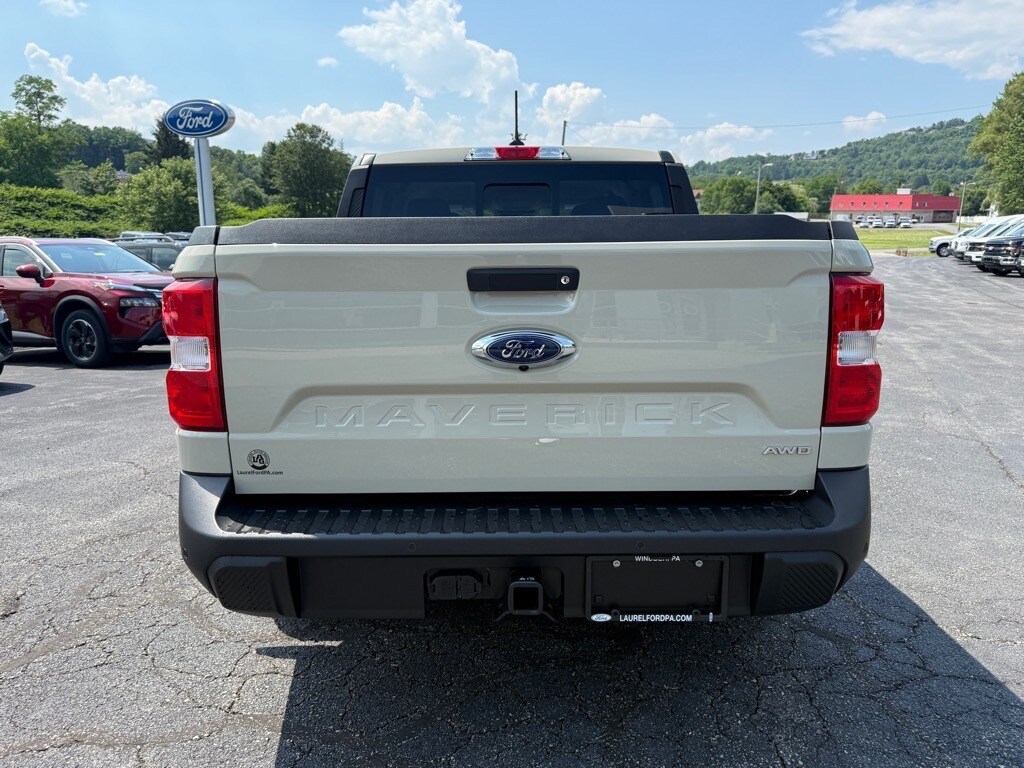 2024 Ford Maverick Lariat photo 2