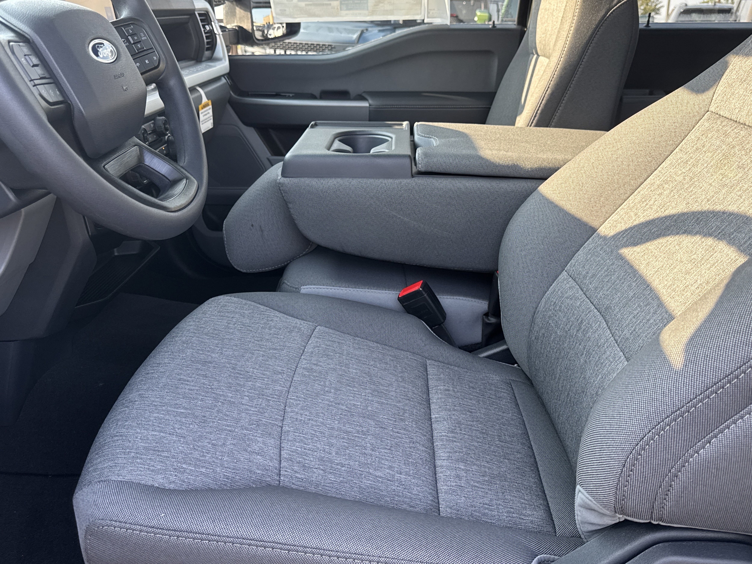 2026 Ford F-250 Super Duty XL - Photo 8