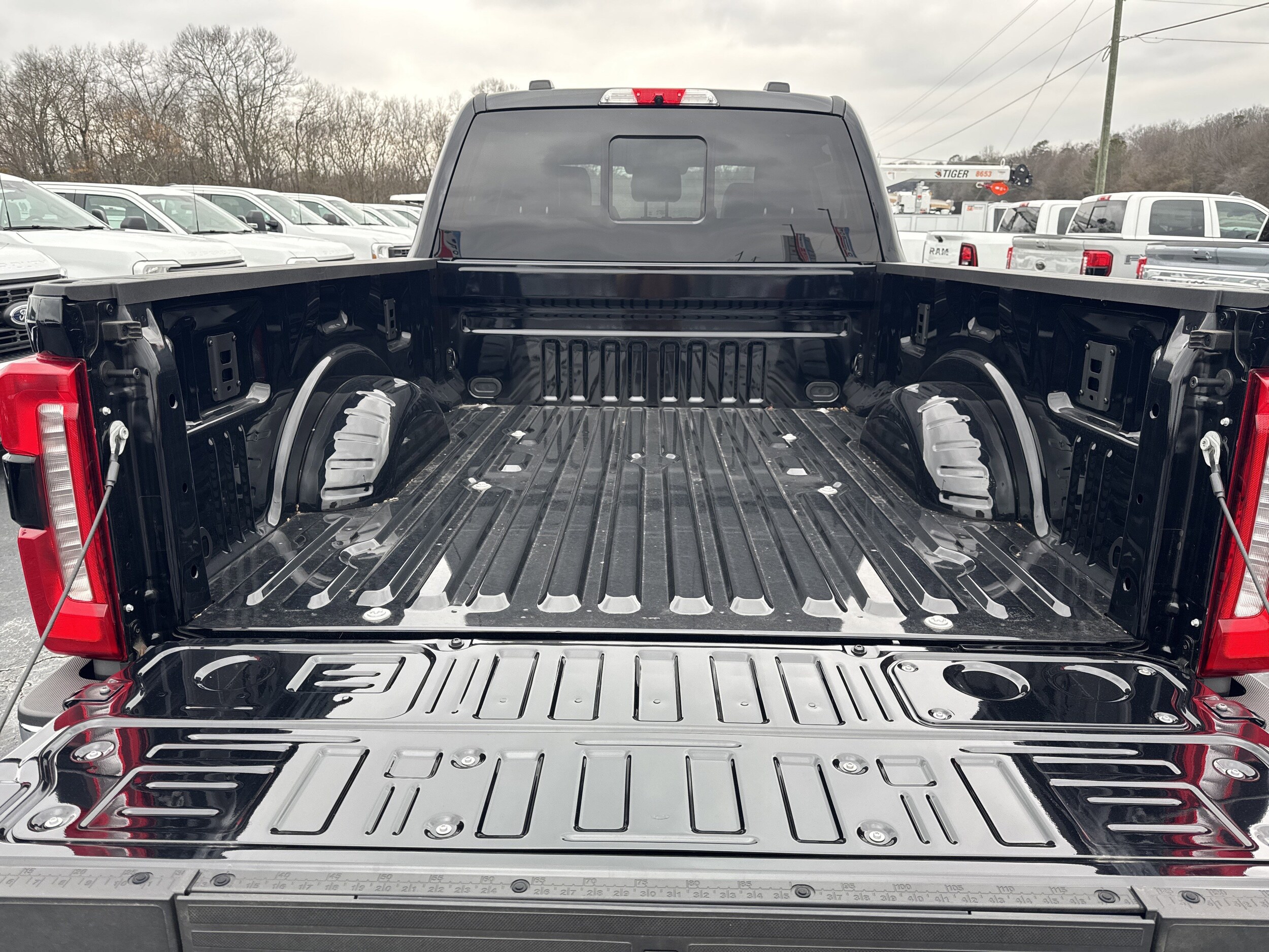 2025 Ford F-350 Super Duty Lariat - Photo 18