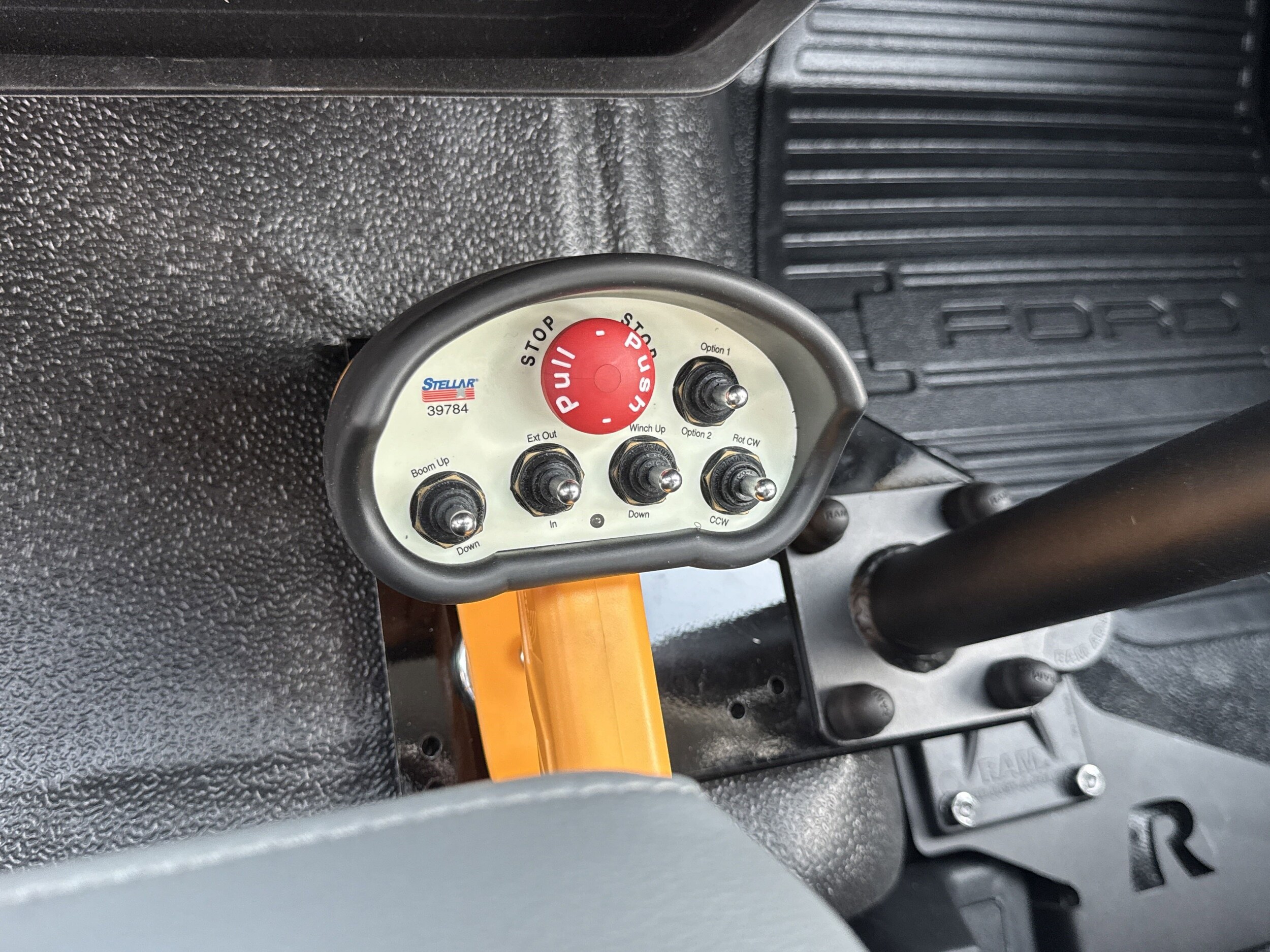 2025 Ford F-450 Super Duty Chassis Cab XL - Photo 31