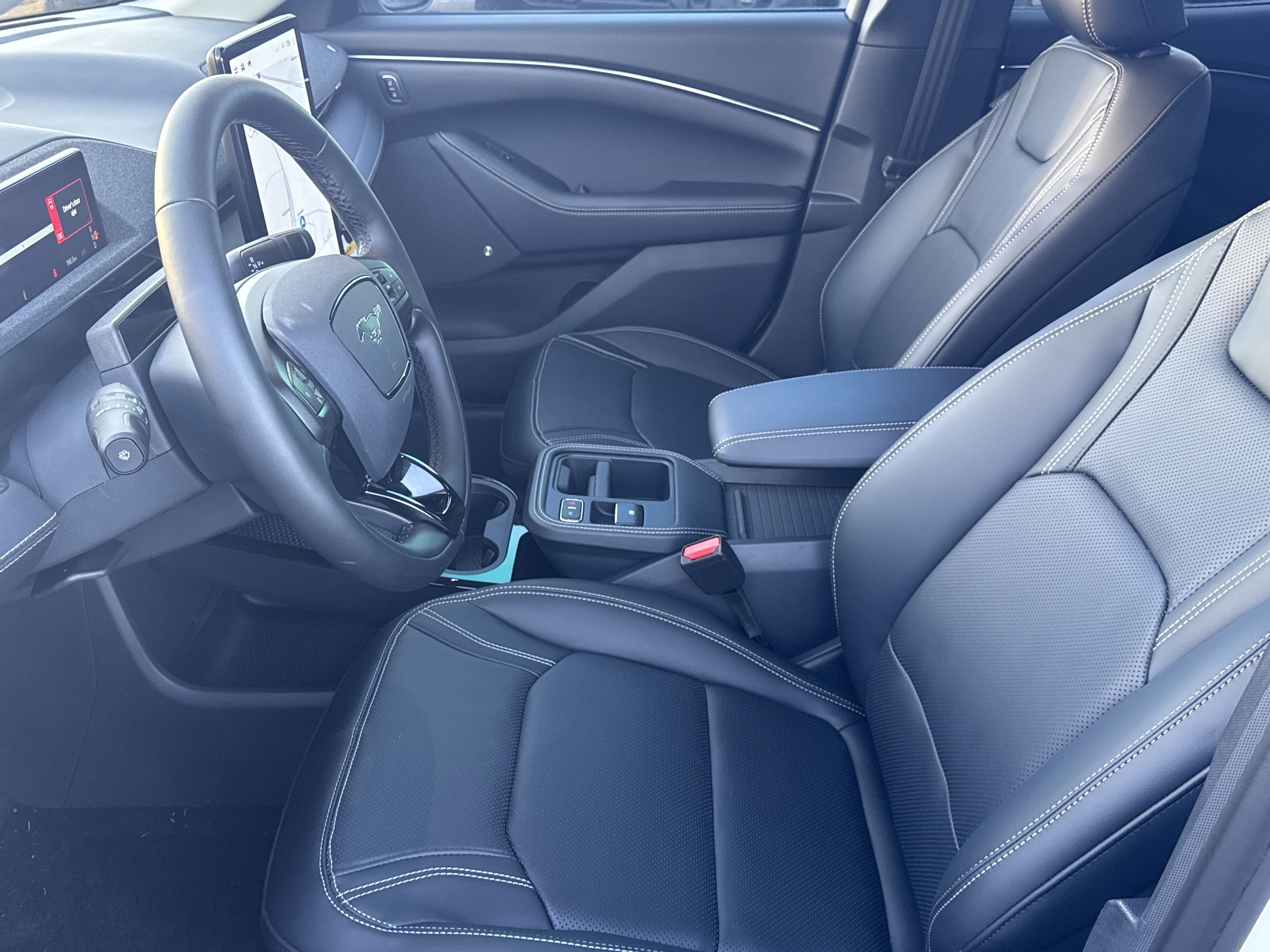 2025 Ford Mustang Mach-E Premium - Photo 9
