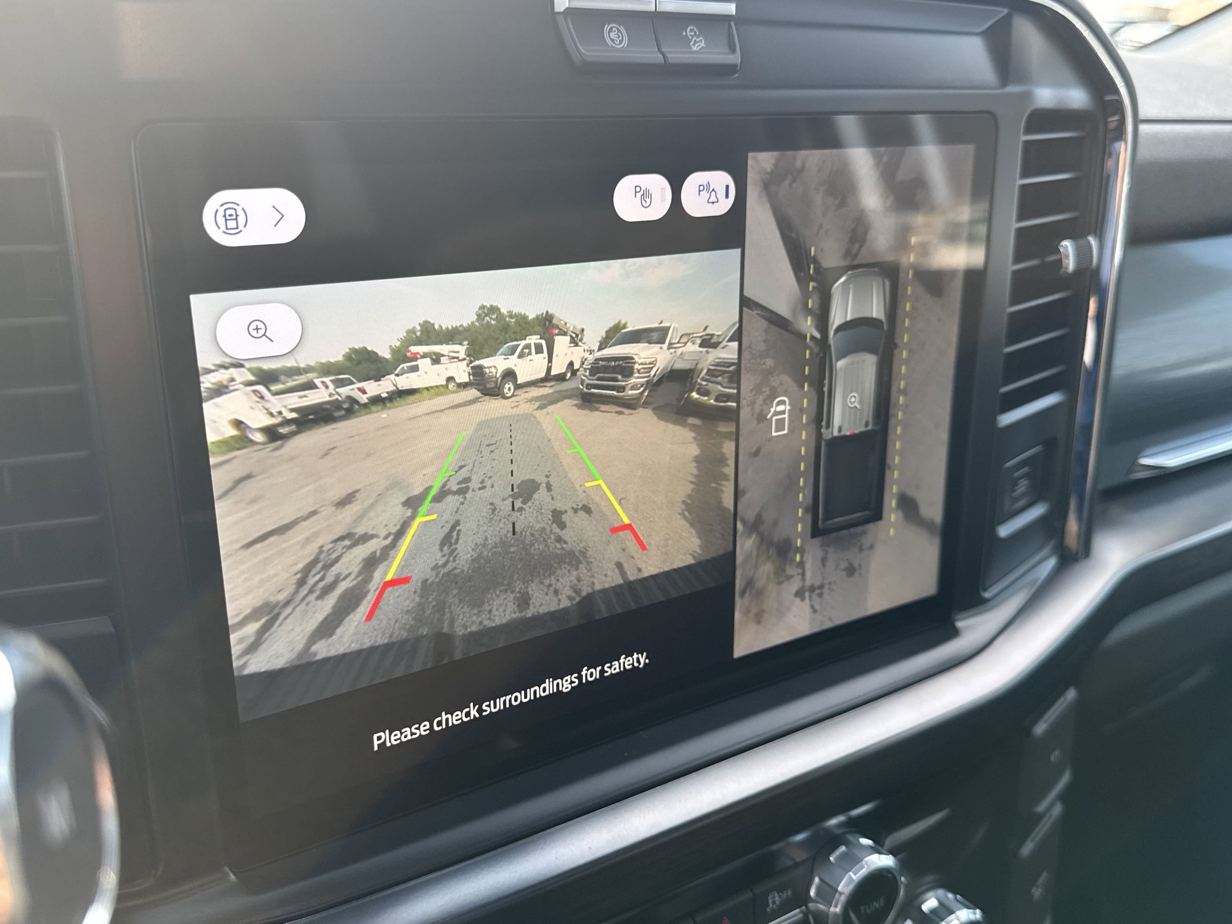 2025 Ford F-250 Super Duty Lariat - Photo 28