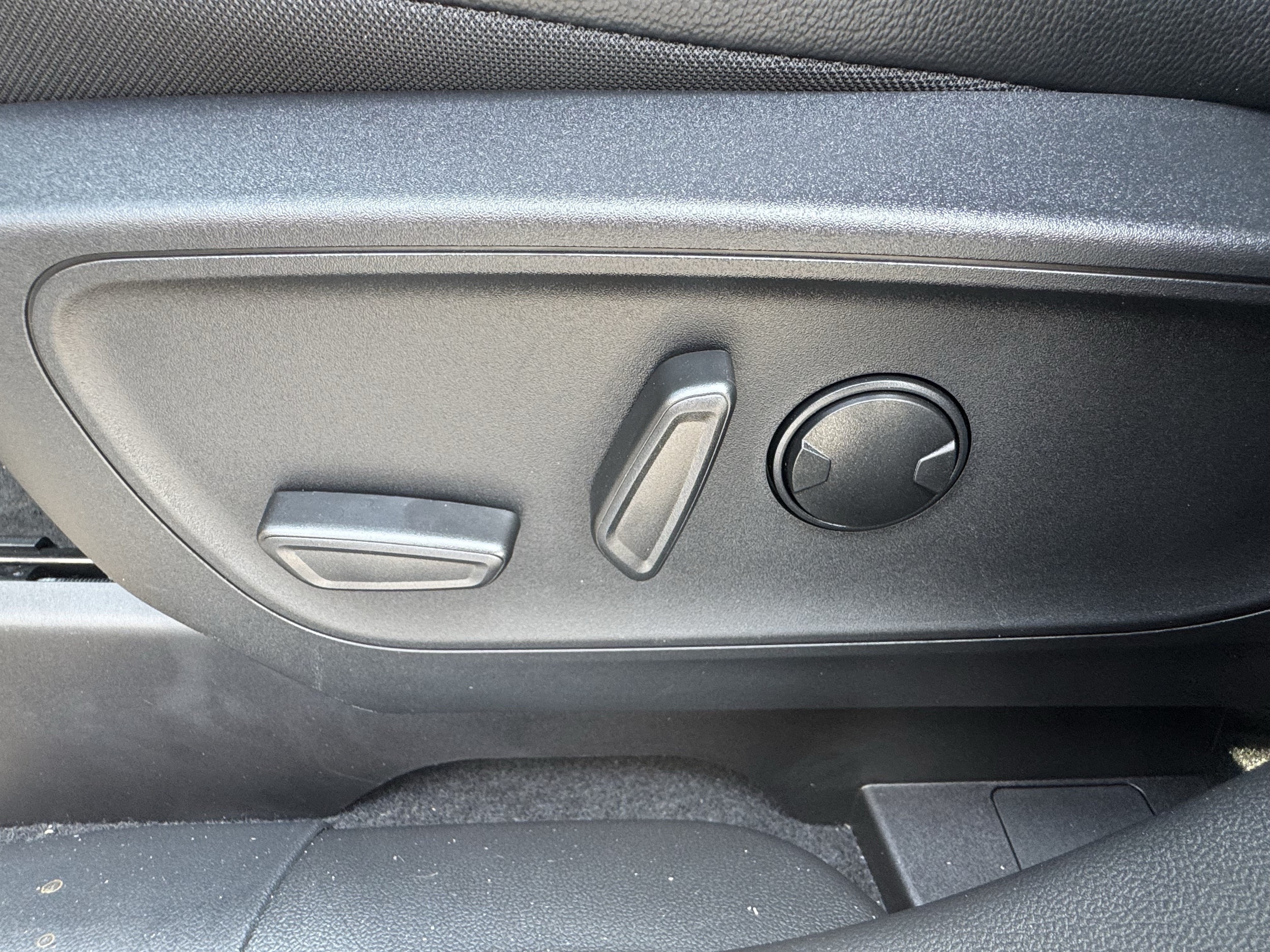 2025 Ford Escape Plug-in hybrid PHEV - Photo 15