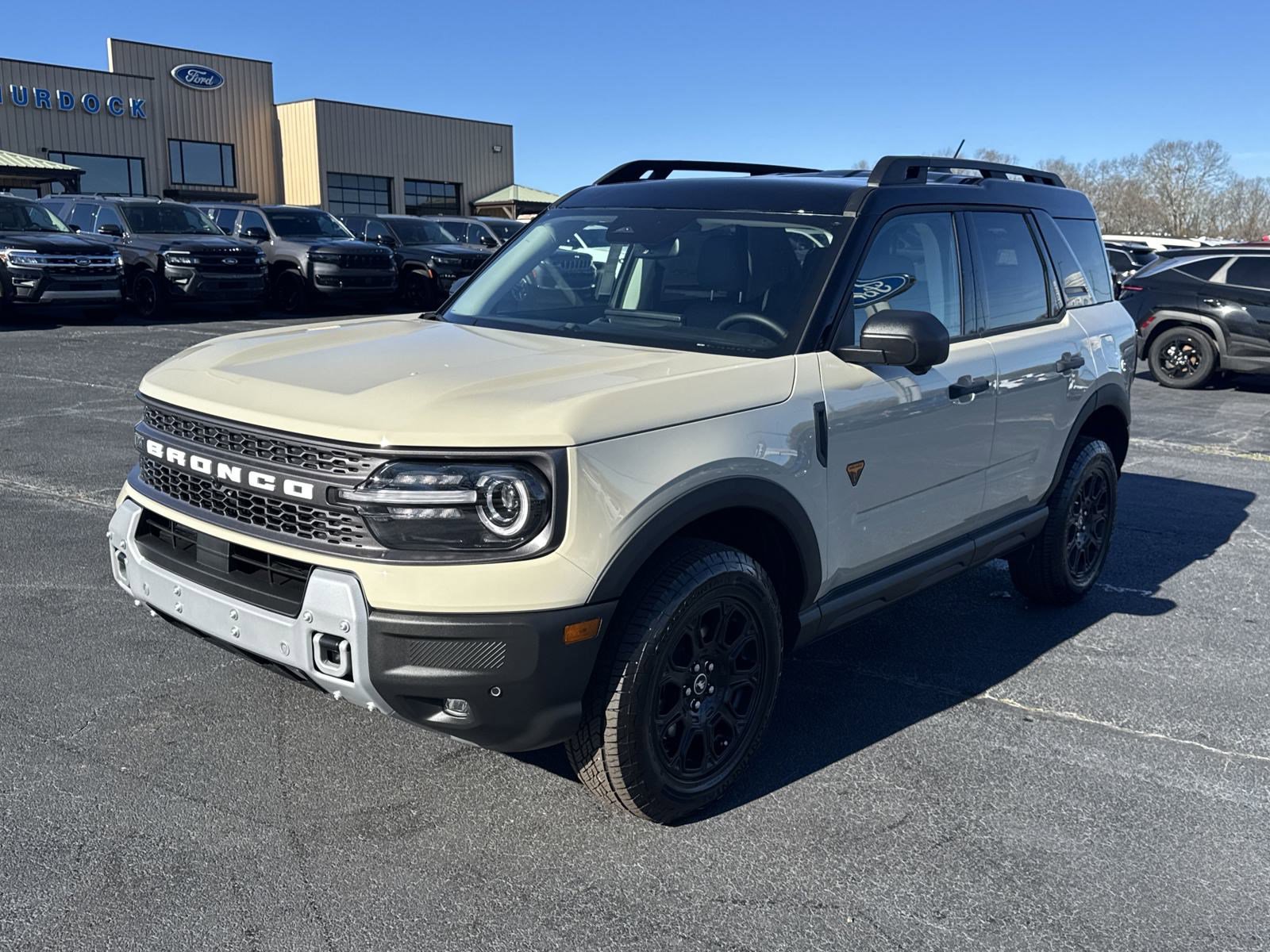 2025 Ford Bronco Sport Badlands photo 2