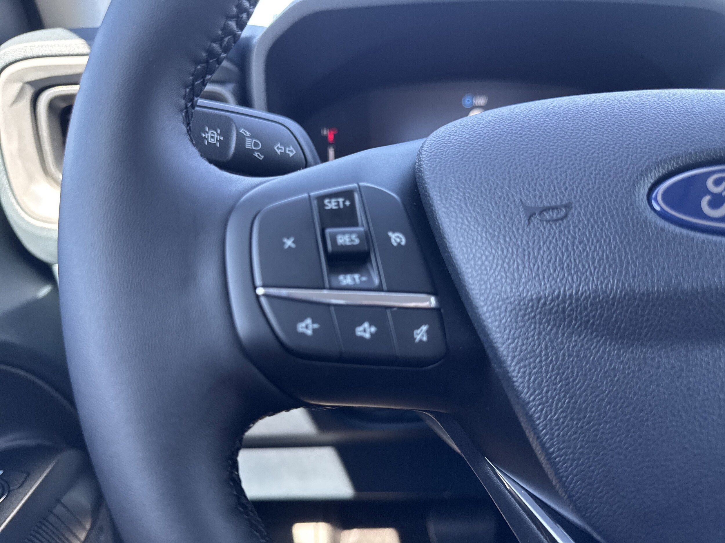 2025 Ford Maverick XLT - Photo 32