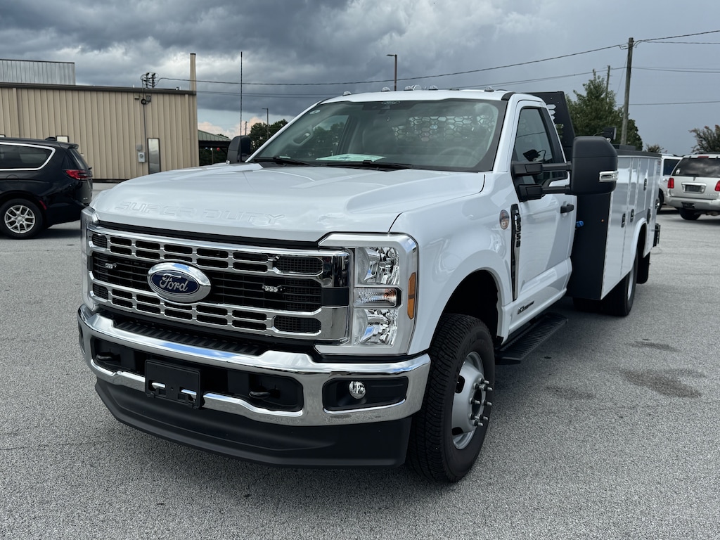 New 2026 Ford Super Duty F-350 DRW F-350® XL Truck Regular Cab