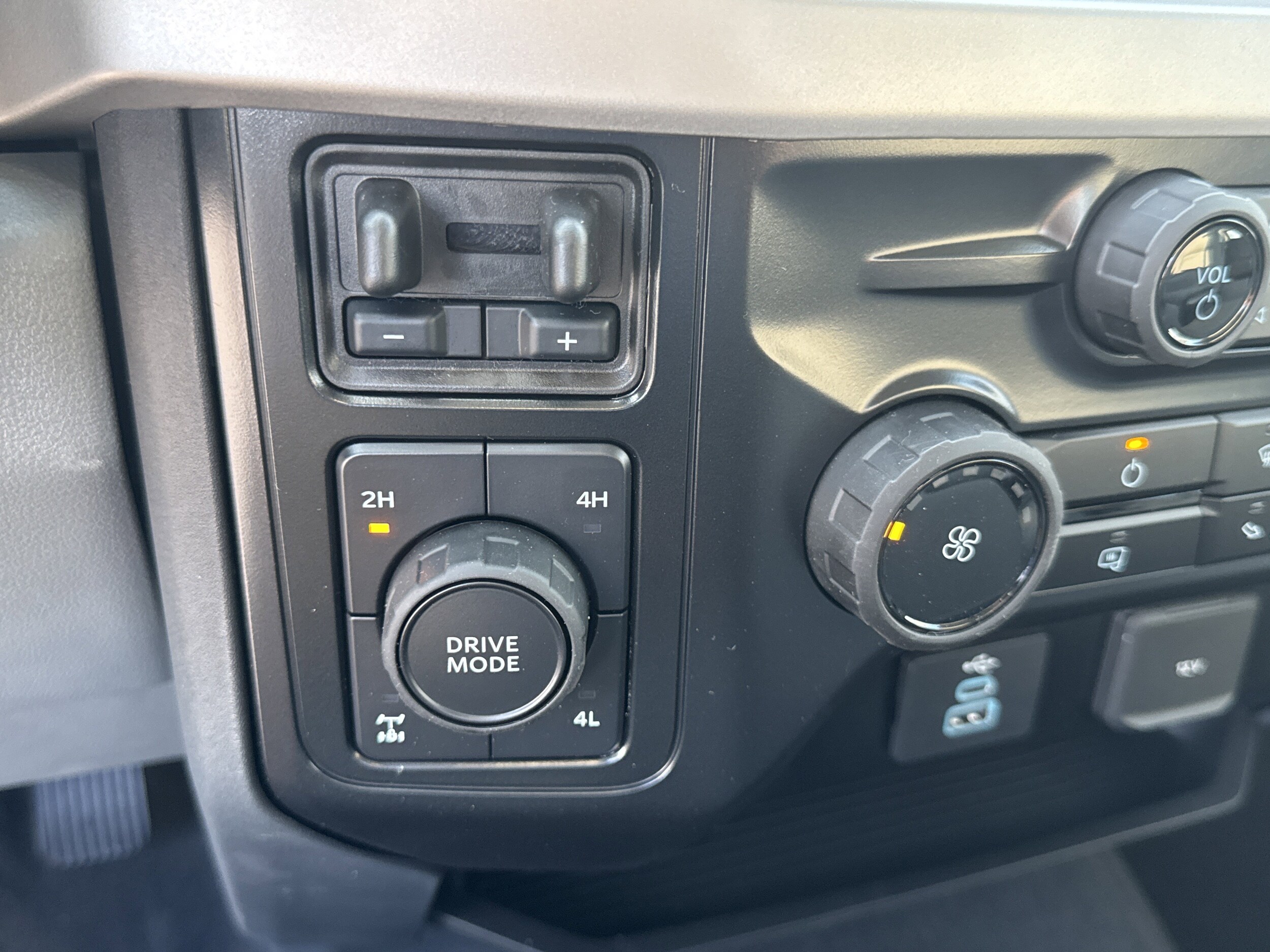 2026 Ford F-250 Super Duty XL - Photo 28