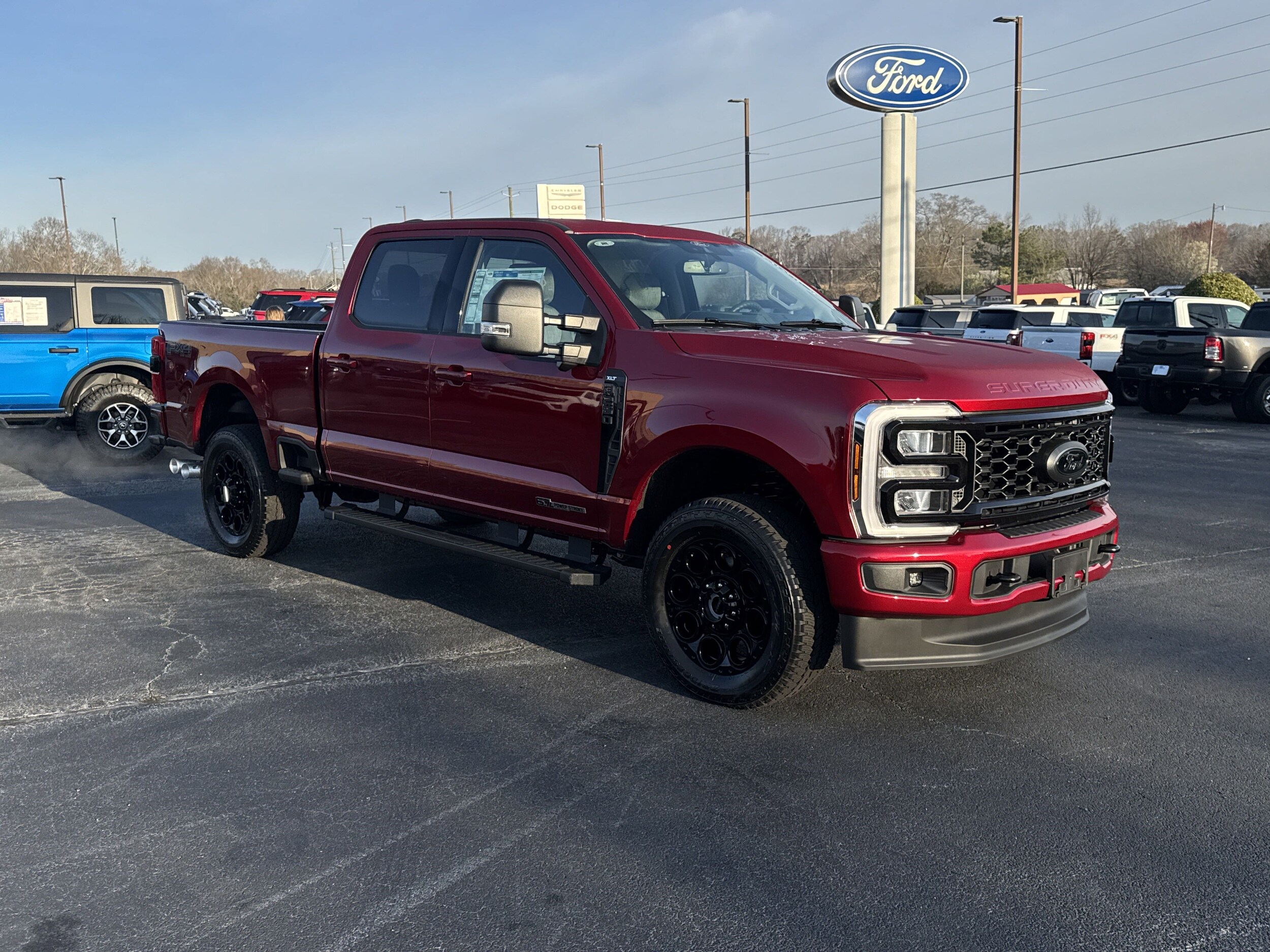 2025 Ford F-250 XLT photo 4