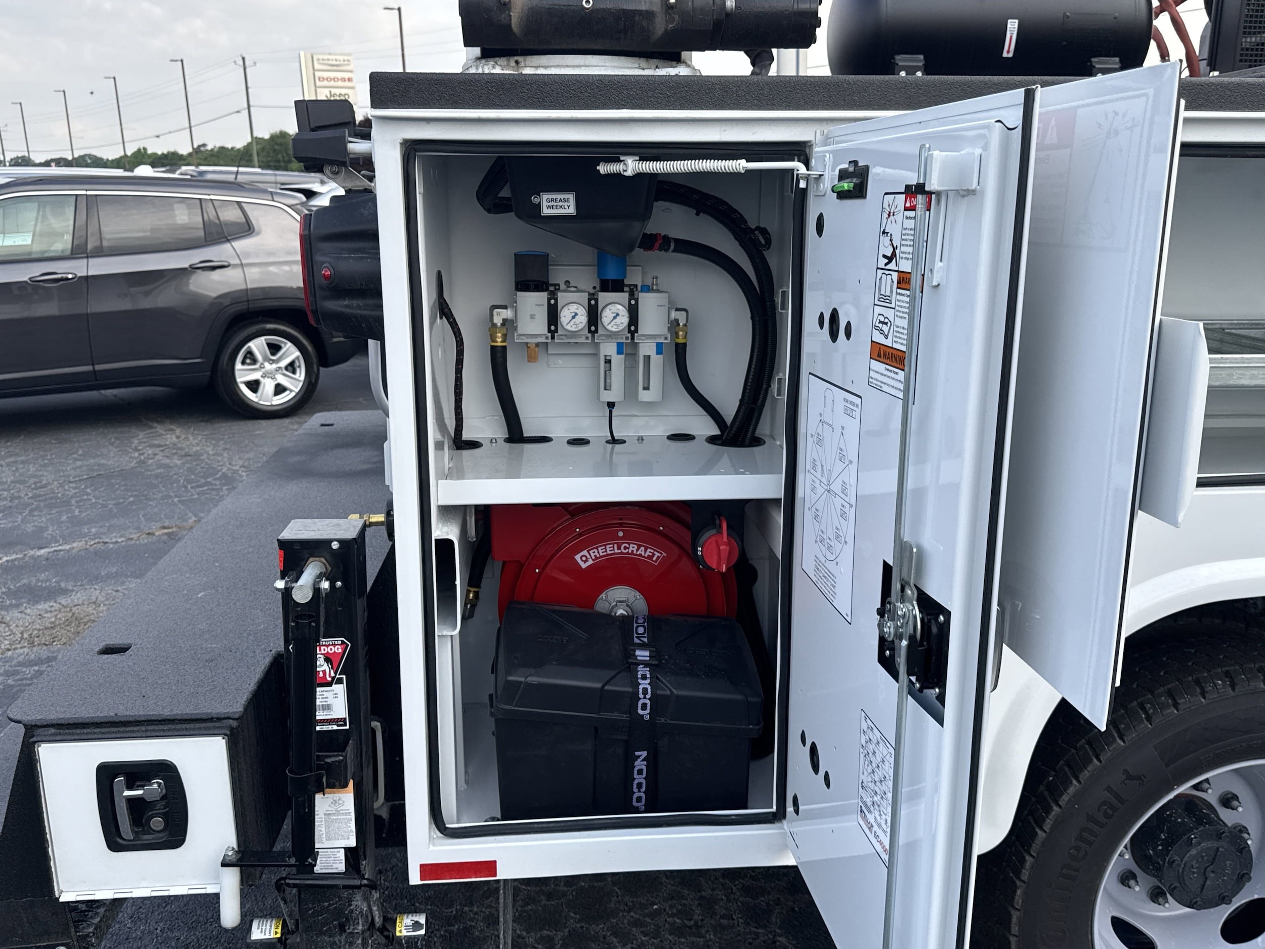 2025 Ford F-450 Super Duty Chassis Cab XL - Photo 18