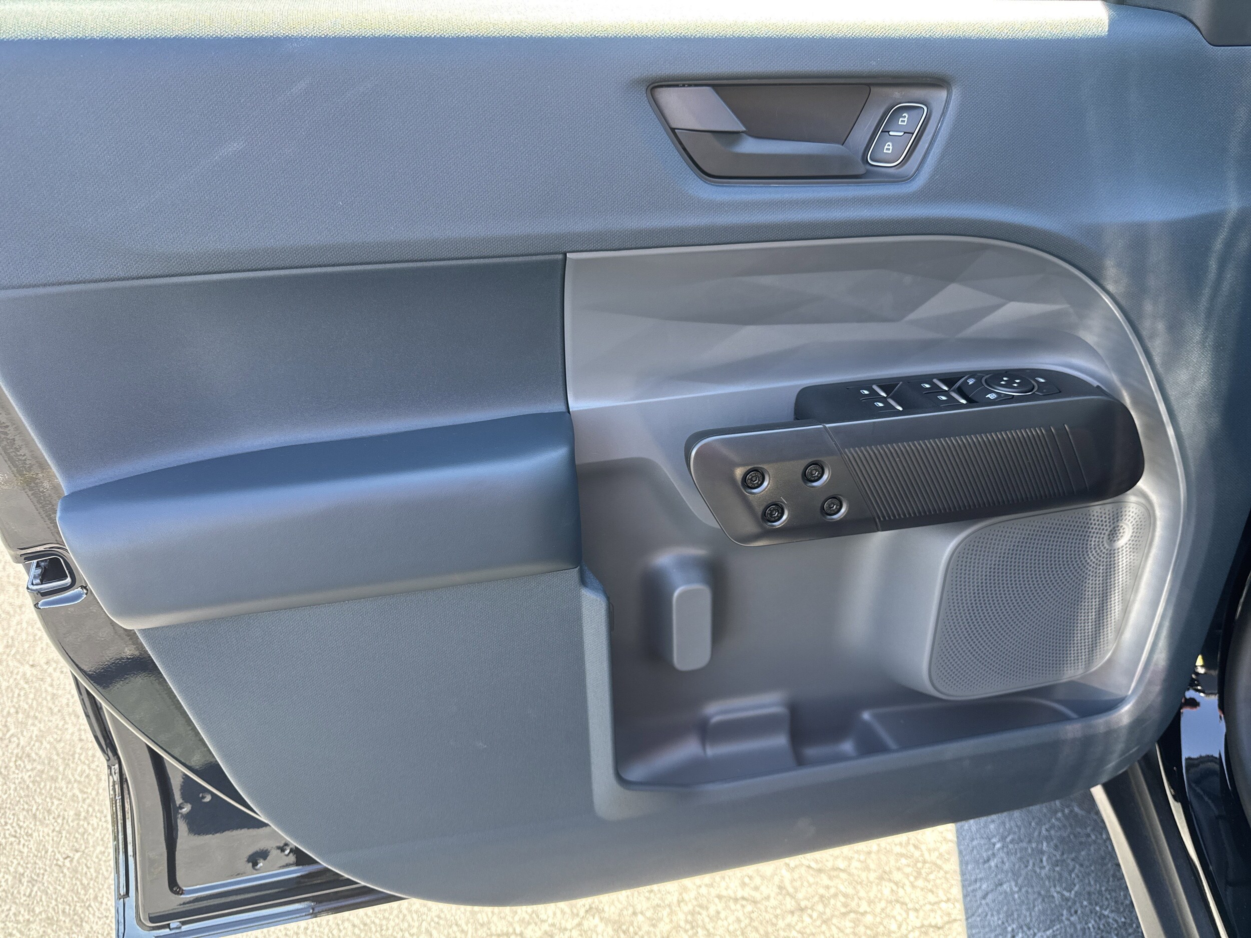 2025 Ford Maverick XLT - Photo 14