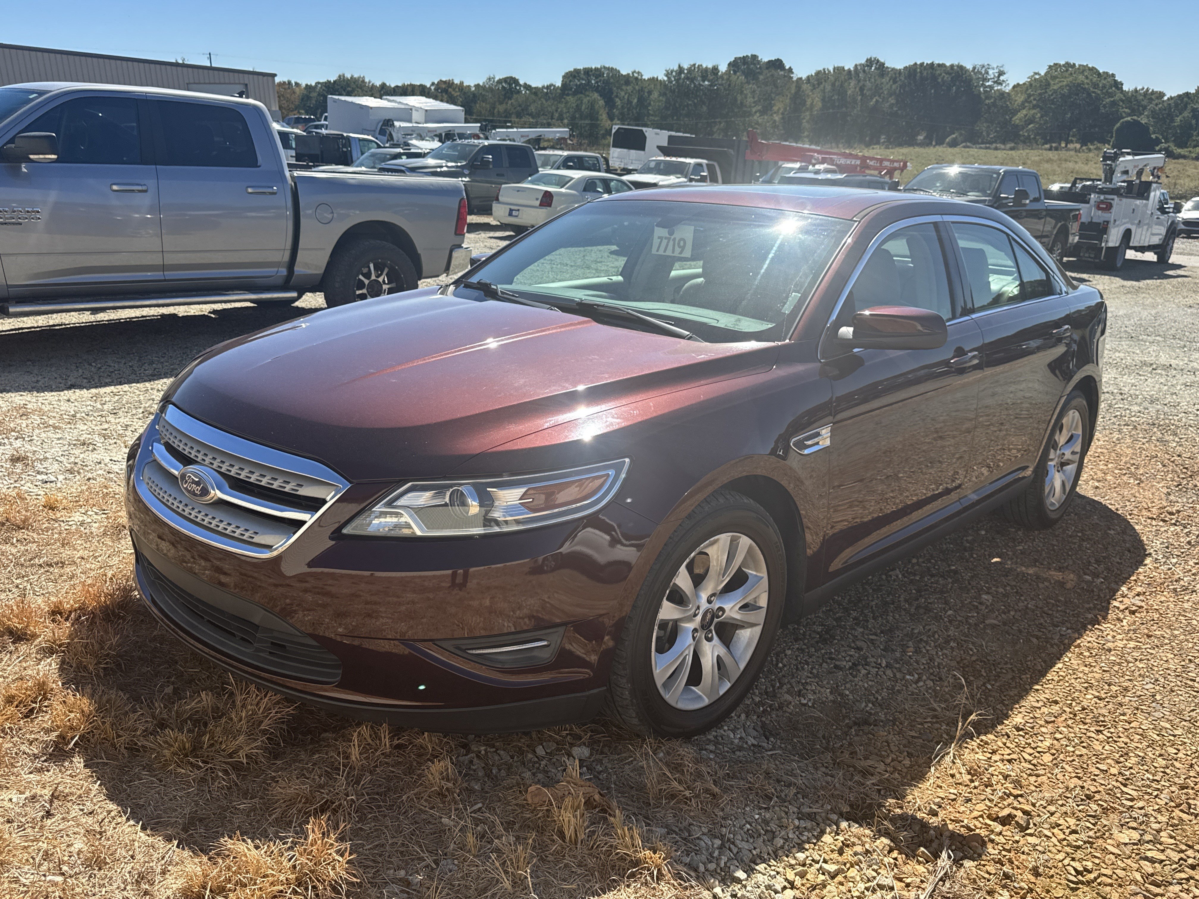 Used 2012 Ford Taurus SEL with VIN 1FAHP2EW4CG112065 for sale in Lavonia, GA