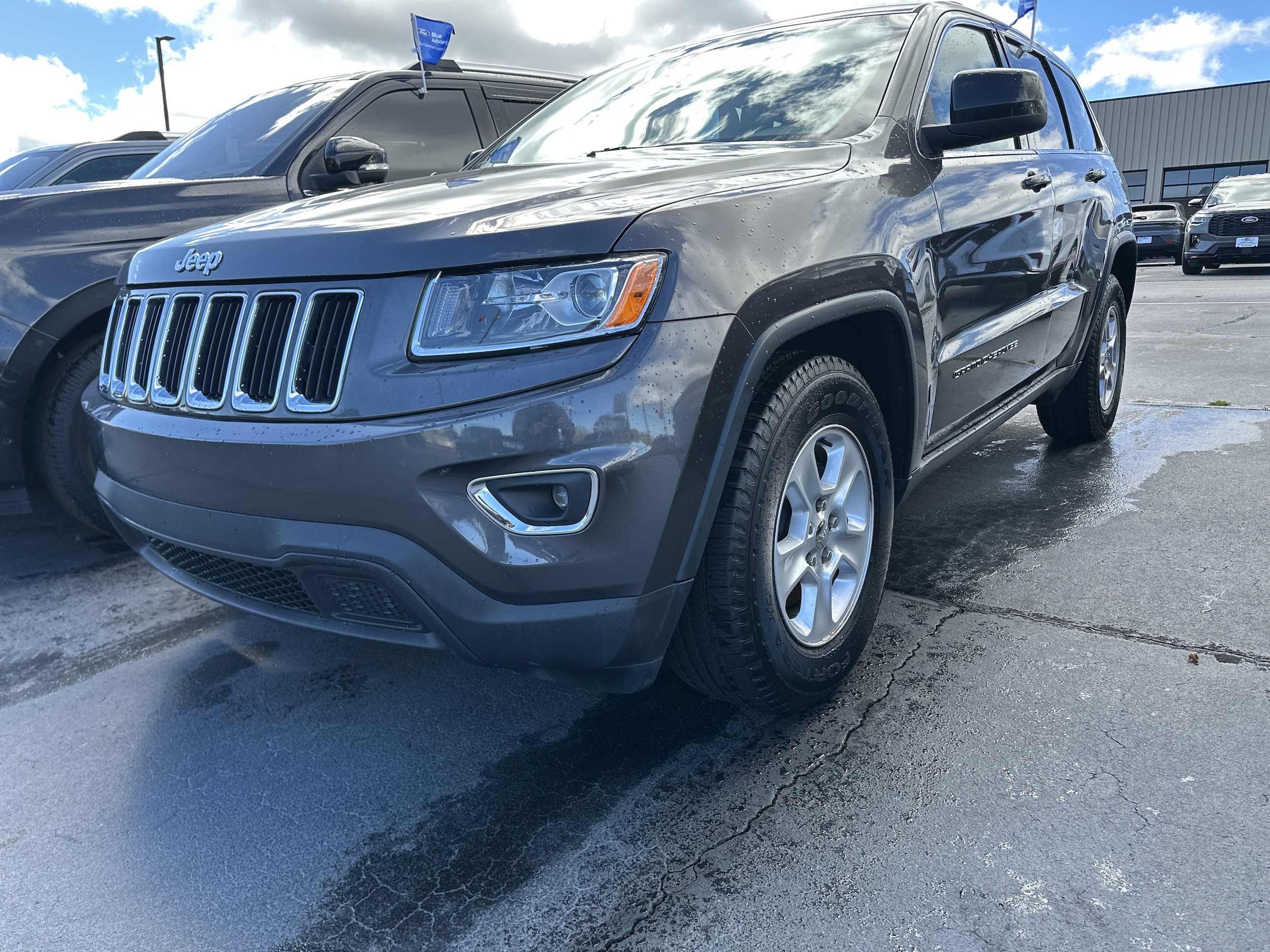 2015 Jeep Grand Cherokee Laredo's photo