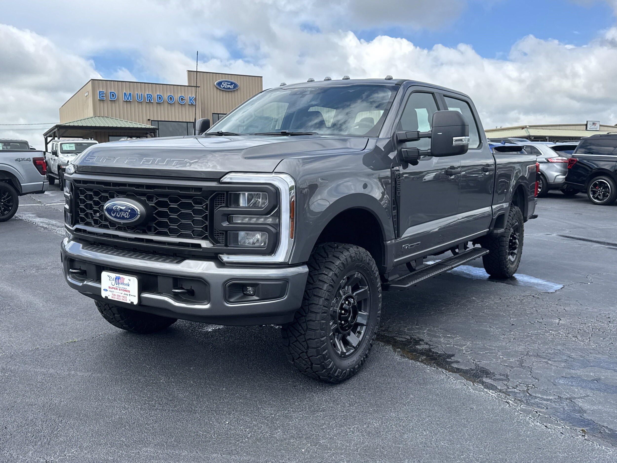 2025 Ford F-250 XL photo 2