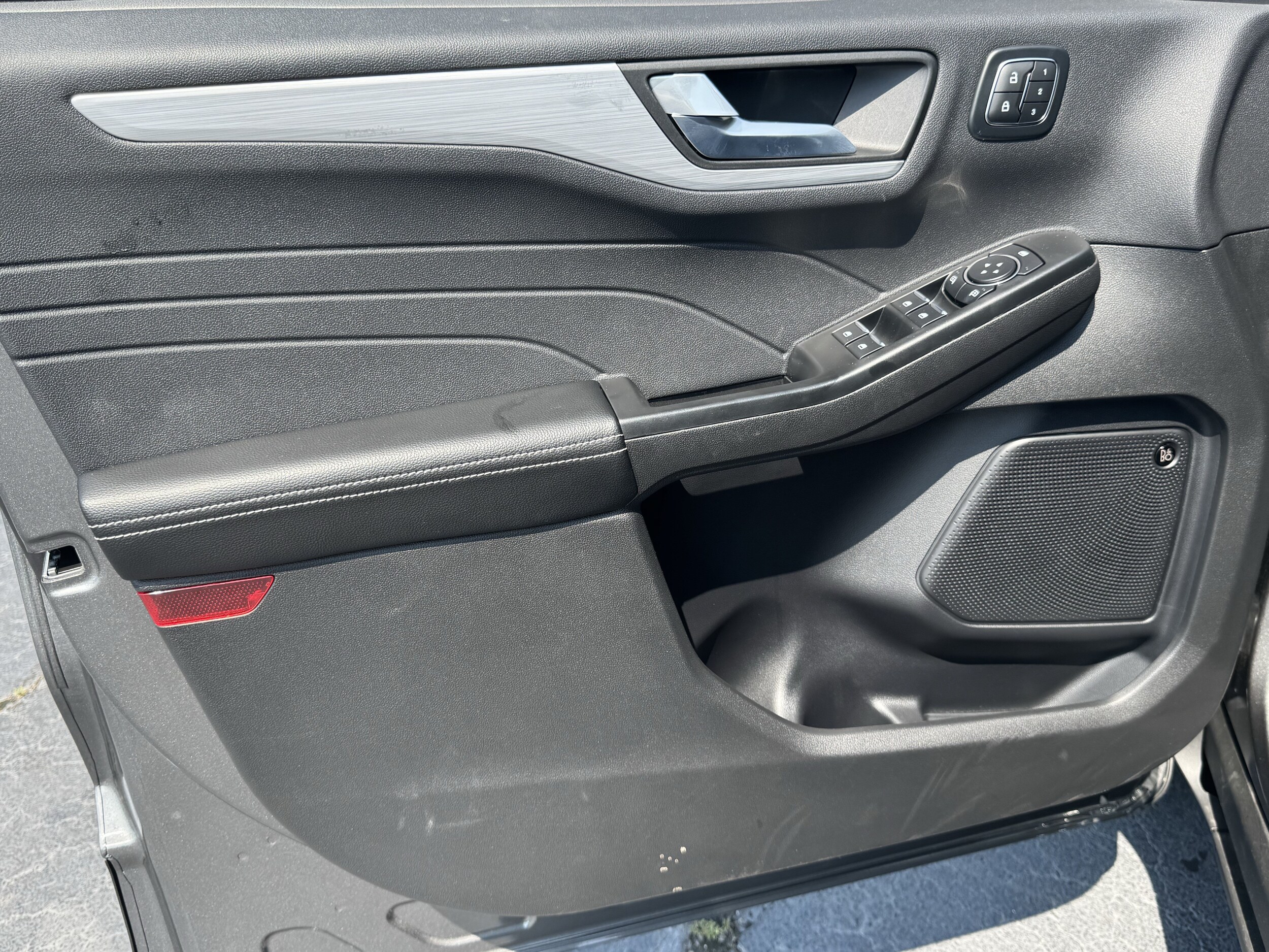 2025 Ford Escape Plug-in hybrid PHEV - Photo 16